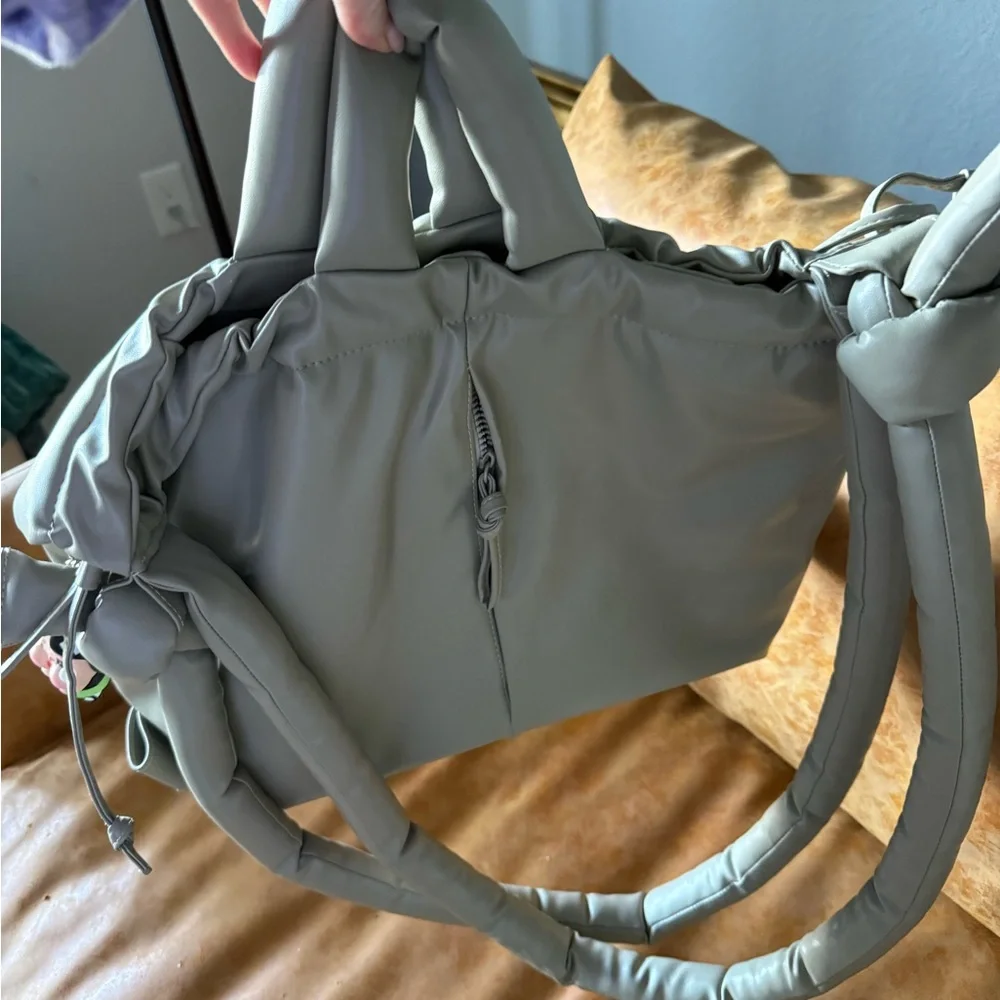 Olend Ona Vegan Leather Bag/Backpack in Sage Color - Picture 2 of 5